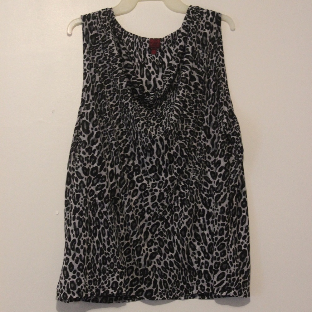 WOMEN'S CASUAL SLEEVELESS LEOPARD PRINT SHIRT 2x
